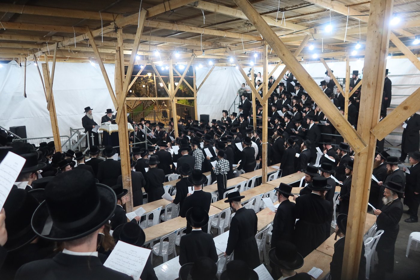האדמו"ר מרחמסטריווקא שליט"א בתשליך | צילום: מאיר שמחה שטיגליץ