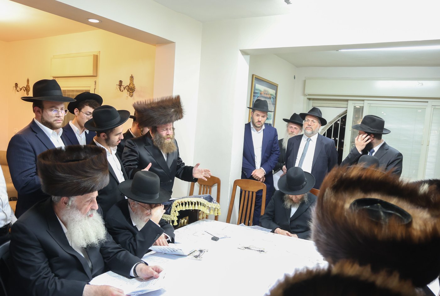 המעמד במעונו של הגר"ד סגל