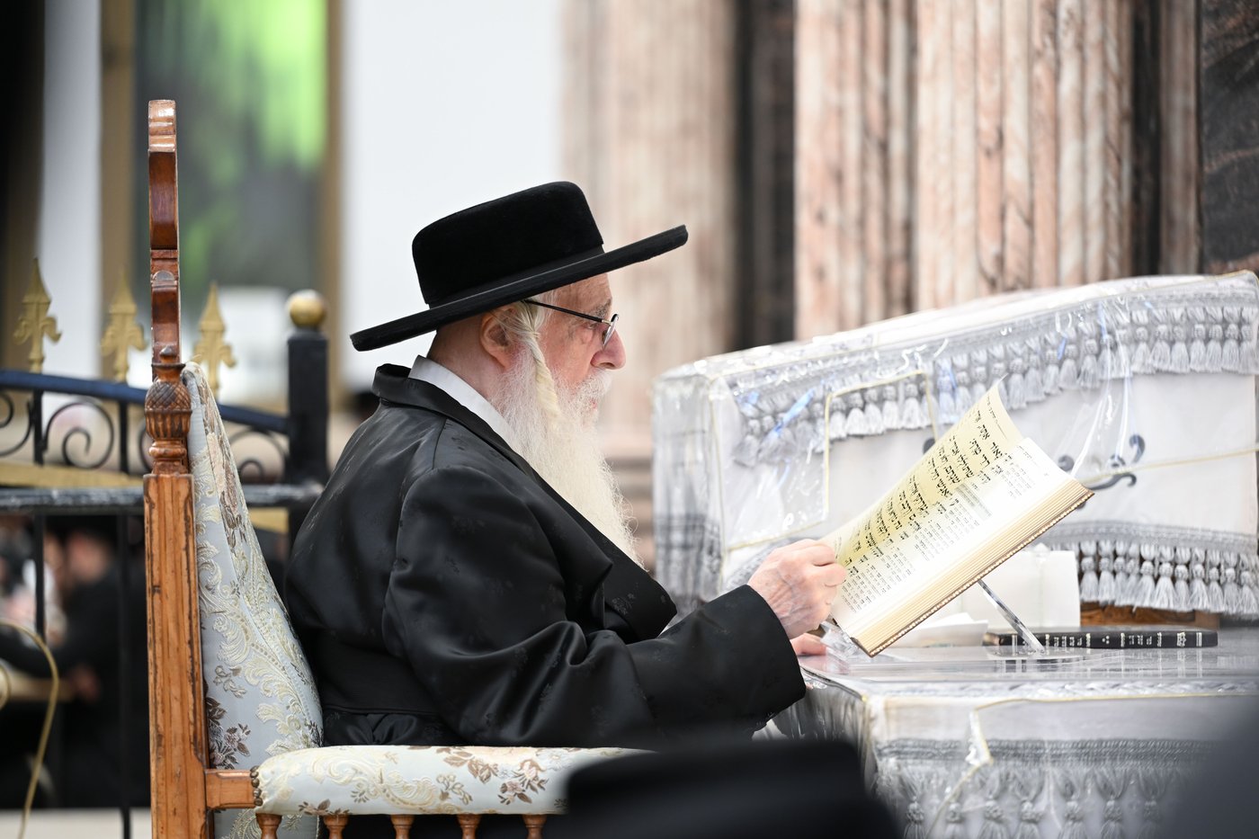 עשרת ימי תשובה בצאנז | צילום: משה גולדשטיין
