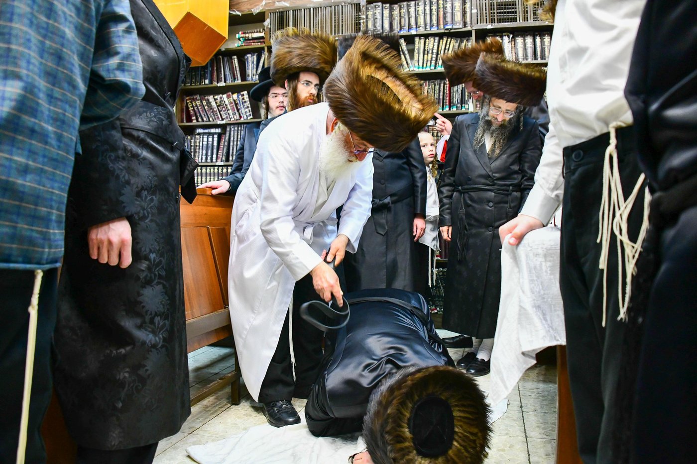 ערב יום כיפור בחצר הקודש לעלוב