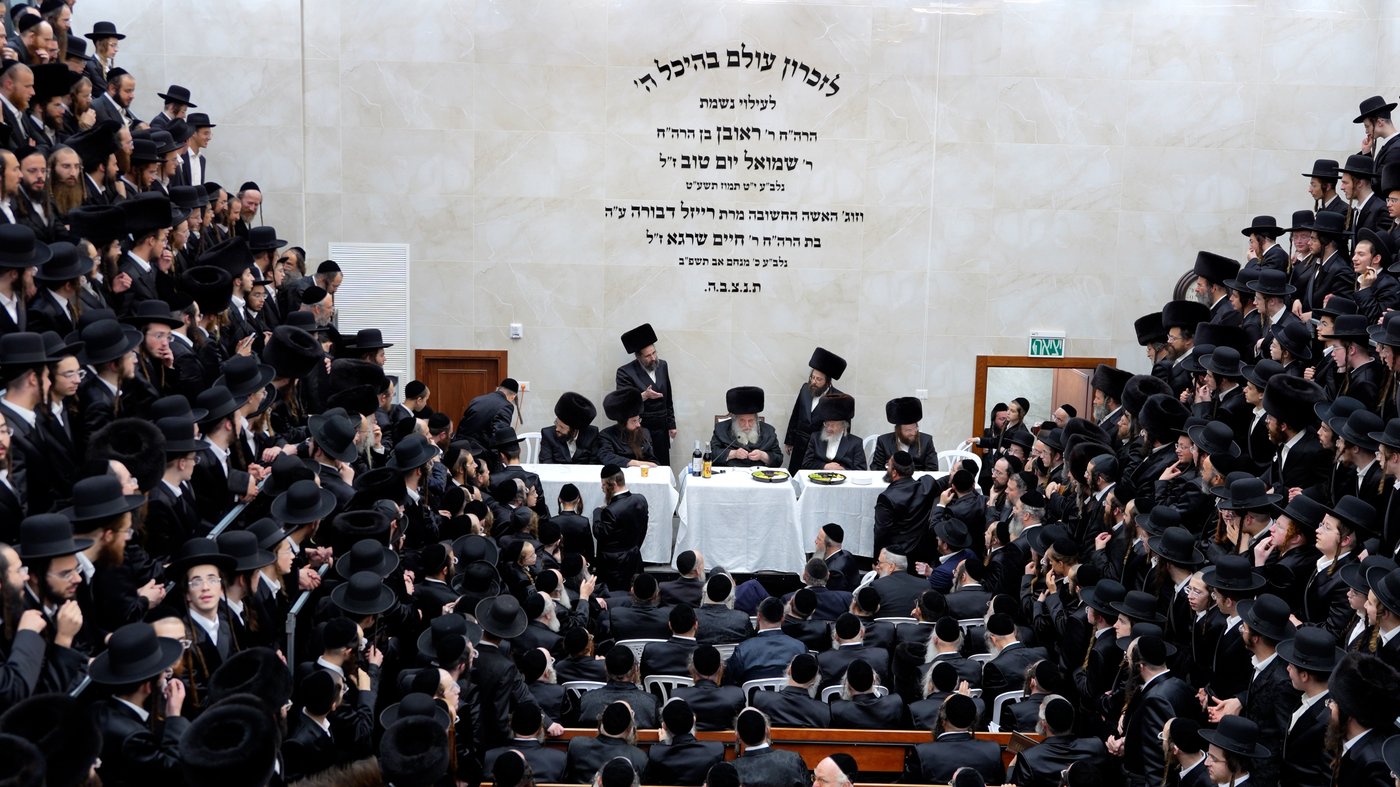הגאון רבי שאול אלתר שליט"א בטיש מוצאי יום הכיפורים