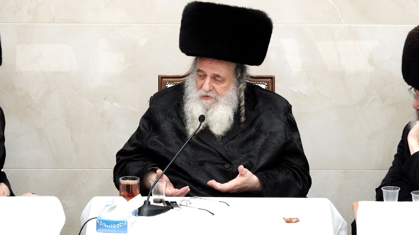 הגאון רבי שאול אלתר שליט"א בטיש מוצאי יום הכיפורים