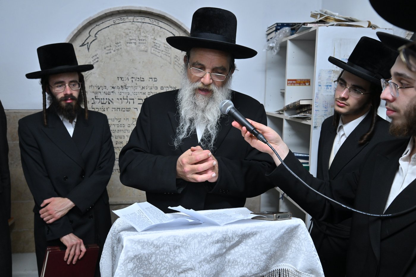 הילולת בעל הסולם זי"ע אצל האדמו"ר מאשלג בני היכלא