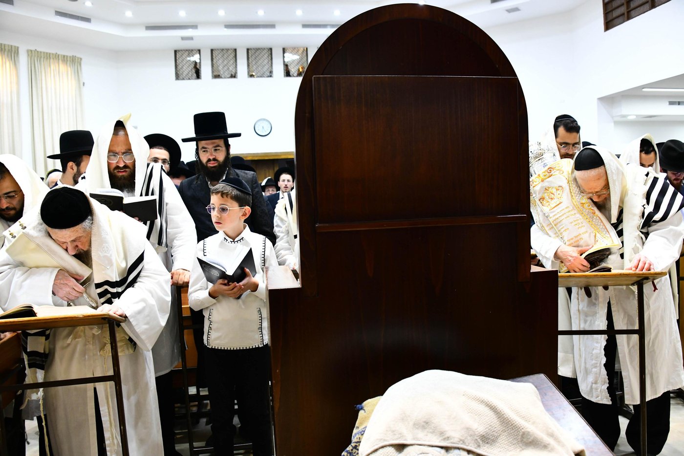 ליל כל נדרי בישיבת סלבודקה | צילום: שוקי לרר
