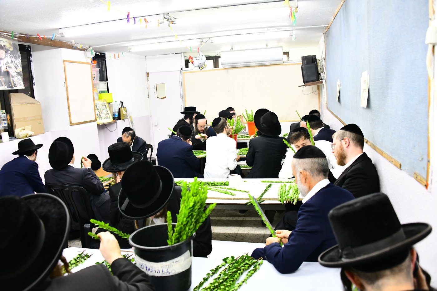 הכנות לחג הסוכות בבני ברק