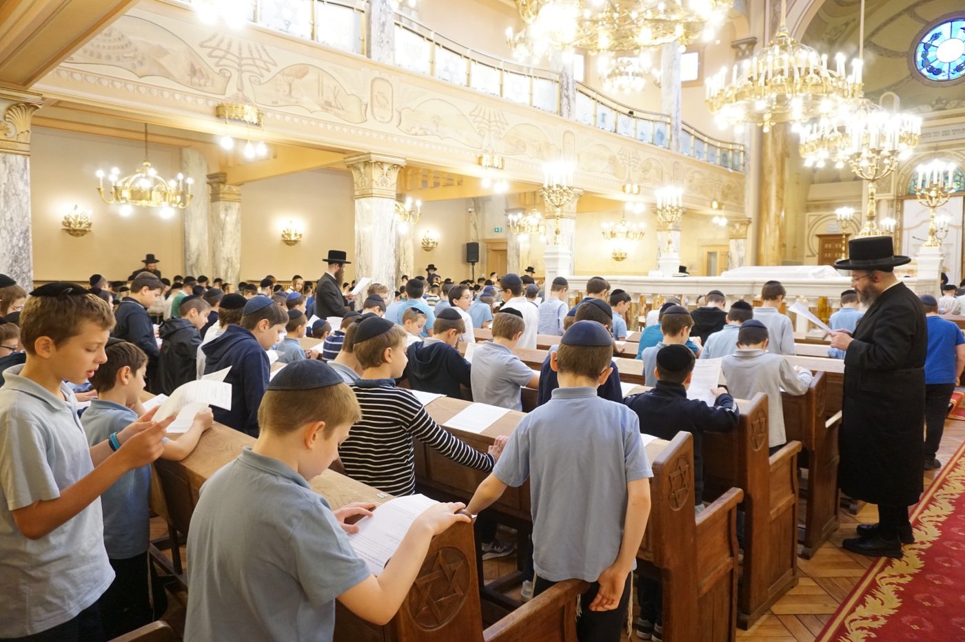 עצרת תפילה בהשתתפות ילדי אנטווערפן | צילום: באדיבות המצלם