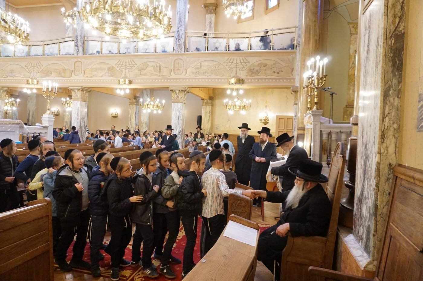עצרת תפילה בהשתתפות ילדי אנטווערפן | צילום: באדיבות המצלם