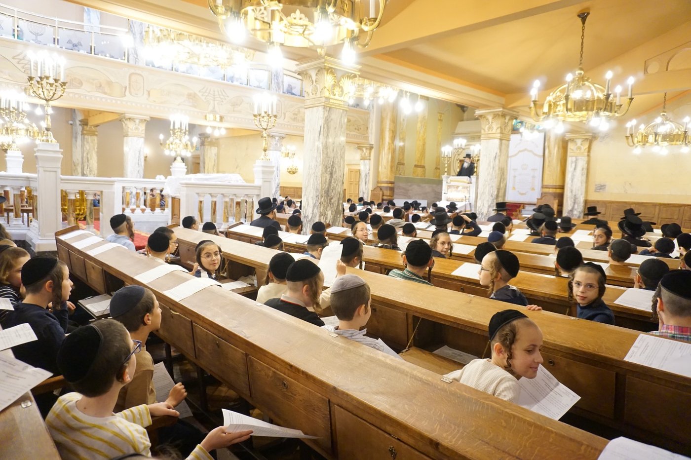 עצרת תפילה בהשתתפות ילדי אנטווערפן | צילום: באדיבות המצלם
