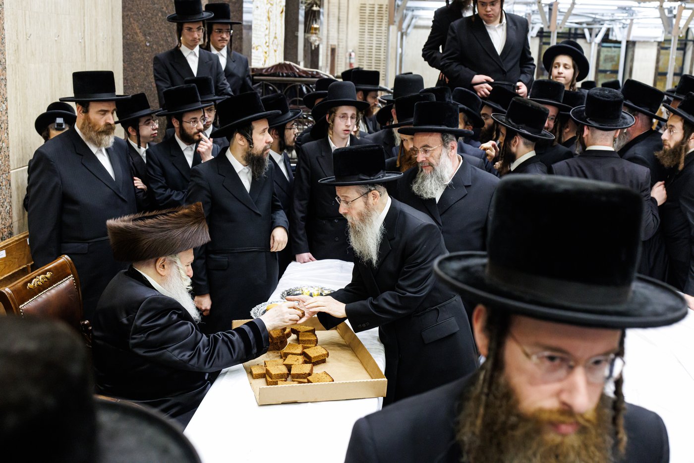 ערב יום הכיפורים בצל האדמו"ר מבאבוב שליט"א | צילום: אחים לאנטשעווסקי