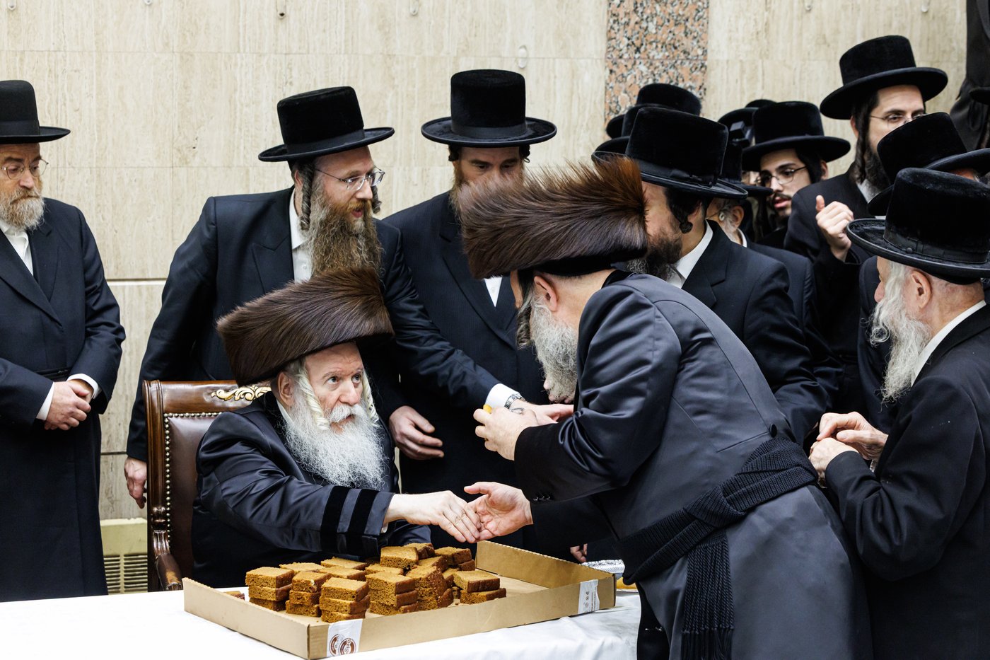 ערב יום הכיפורים בצל האדמו"ר מבאבוב שליט"א | צילום: אחים לאנטשעווסקי