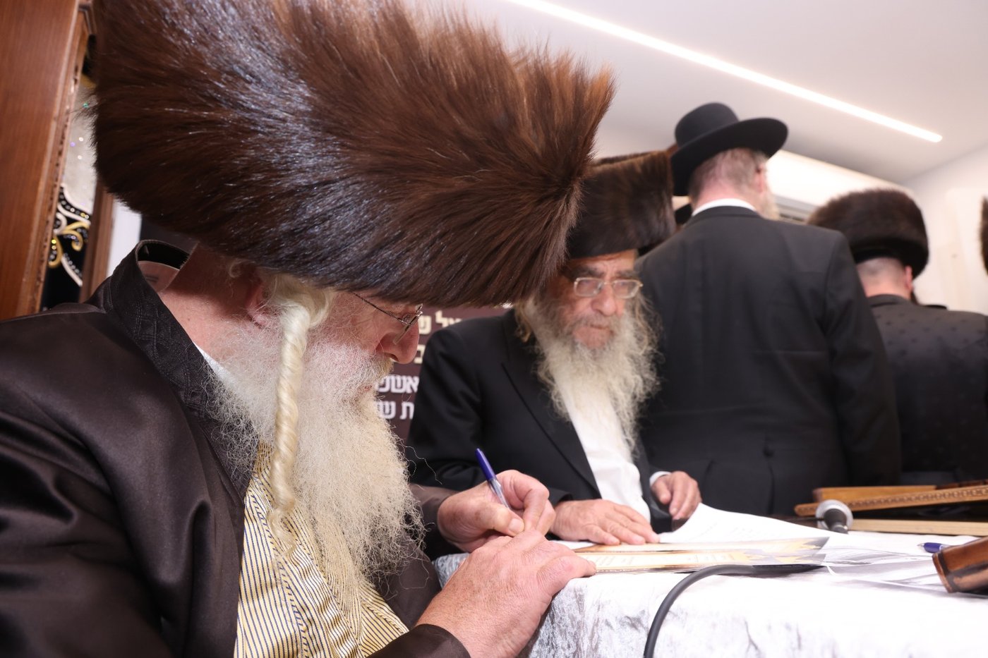 המעמד במעונו של הגאון רבי משה שטרנבוך שליט"א