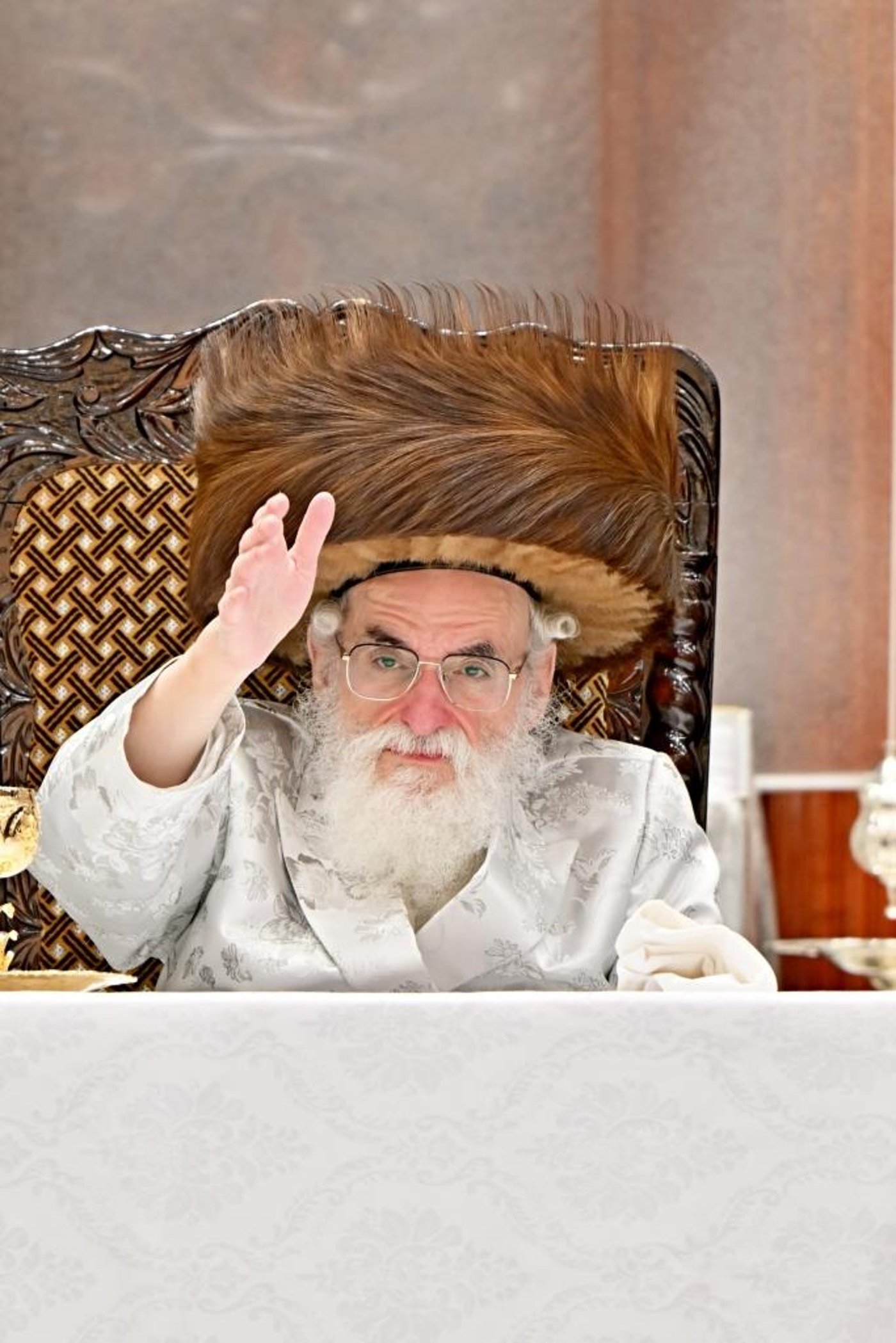 ערב ומוצאי יום הכיפורים בחצר הקודש ויז'ניץ