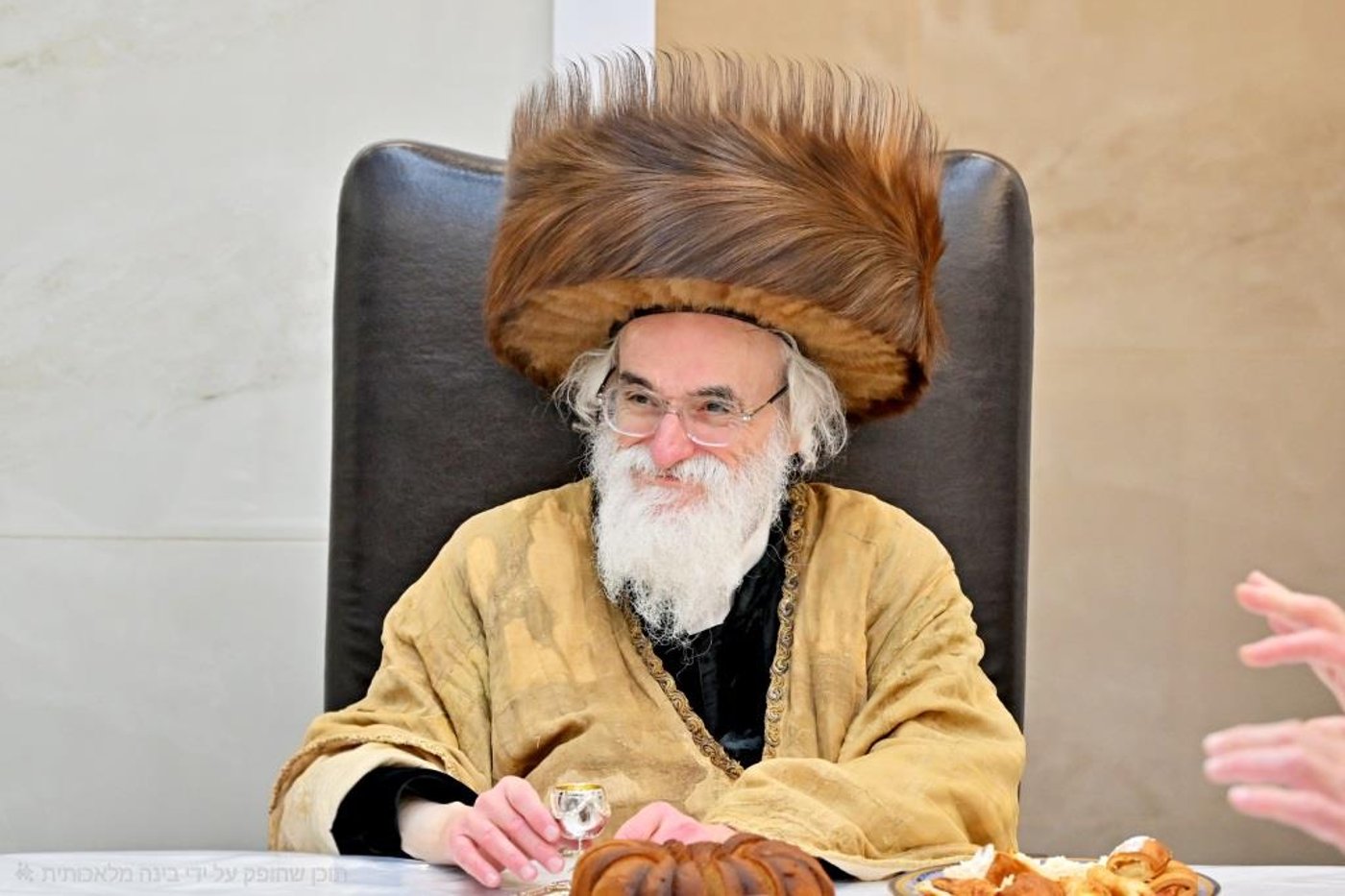ערב ומוצאי יום הכיפורים בחצר הקודש ויז'ניץ