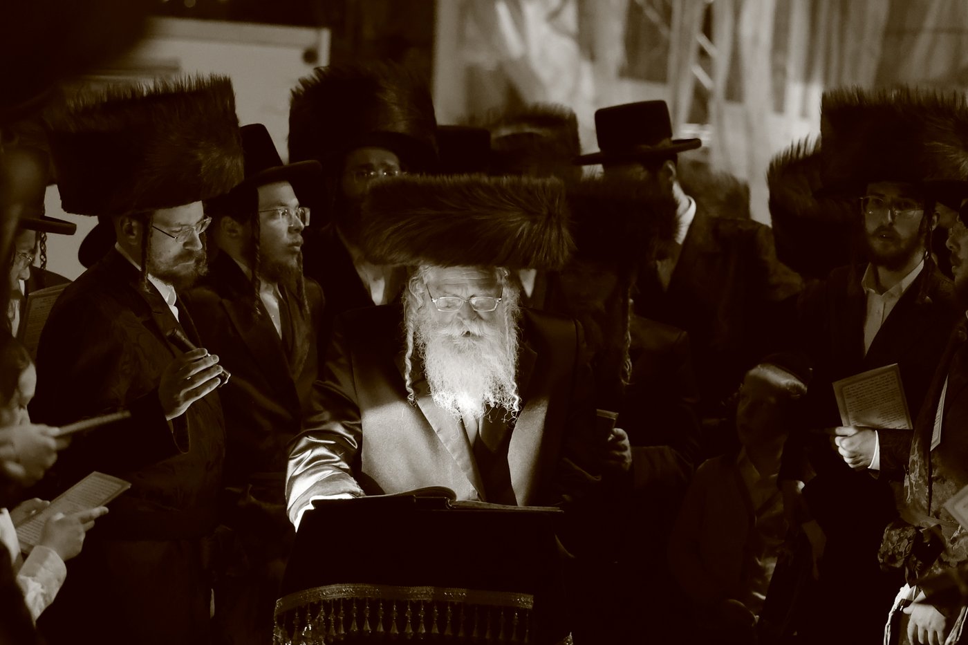 ערב ומוצאי יום הכיפורים בחצר נדבורנה ירושלים • צילום: שימי פ.