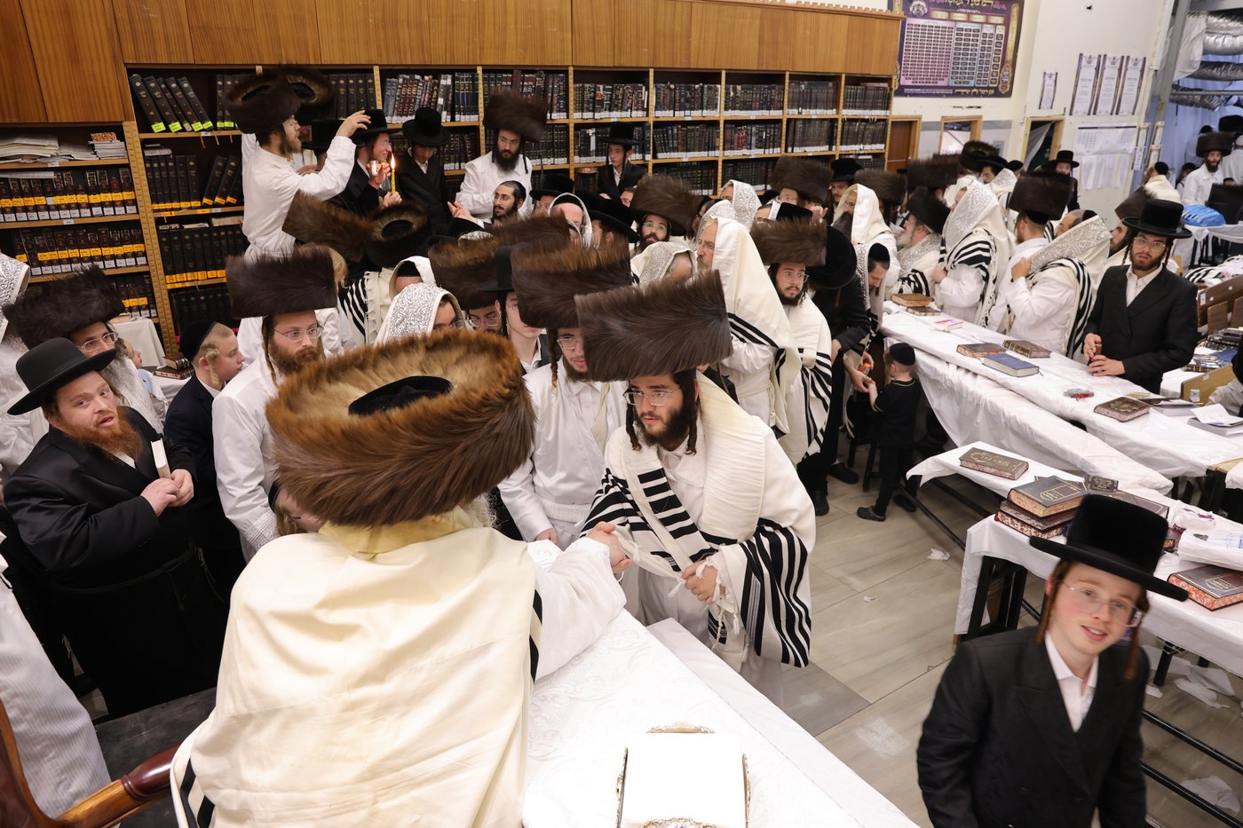 ערב ומוצאי יום הכיפורים בחצר נדבורנה ירושלים • צילום: שימי פ.