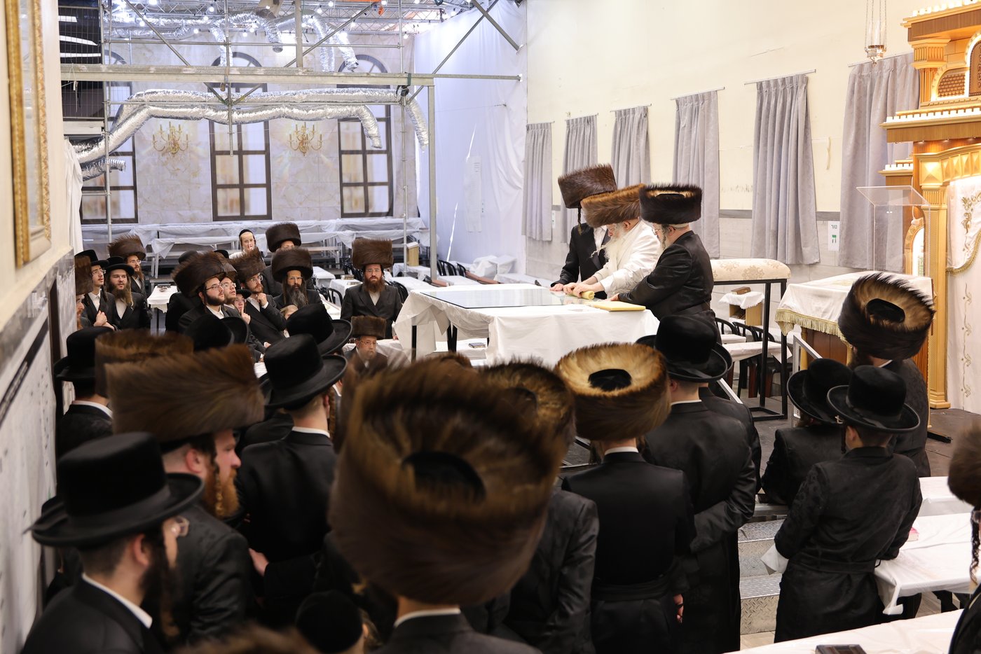 ערב ומוצאי יום הכיפורים בחצר נדבורנה ירושלים • צילום: שימי פ.
