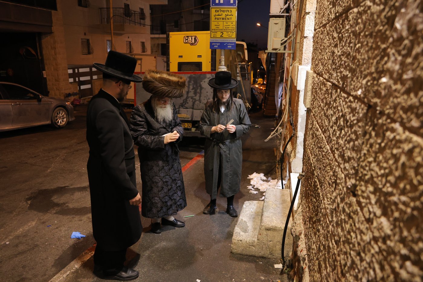 ערב ומוצאי יום הכיפורים בחצר נדבורנה ירושלים • צילום: שימי פ.