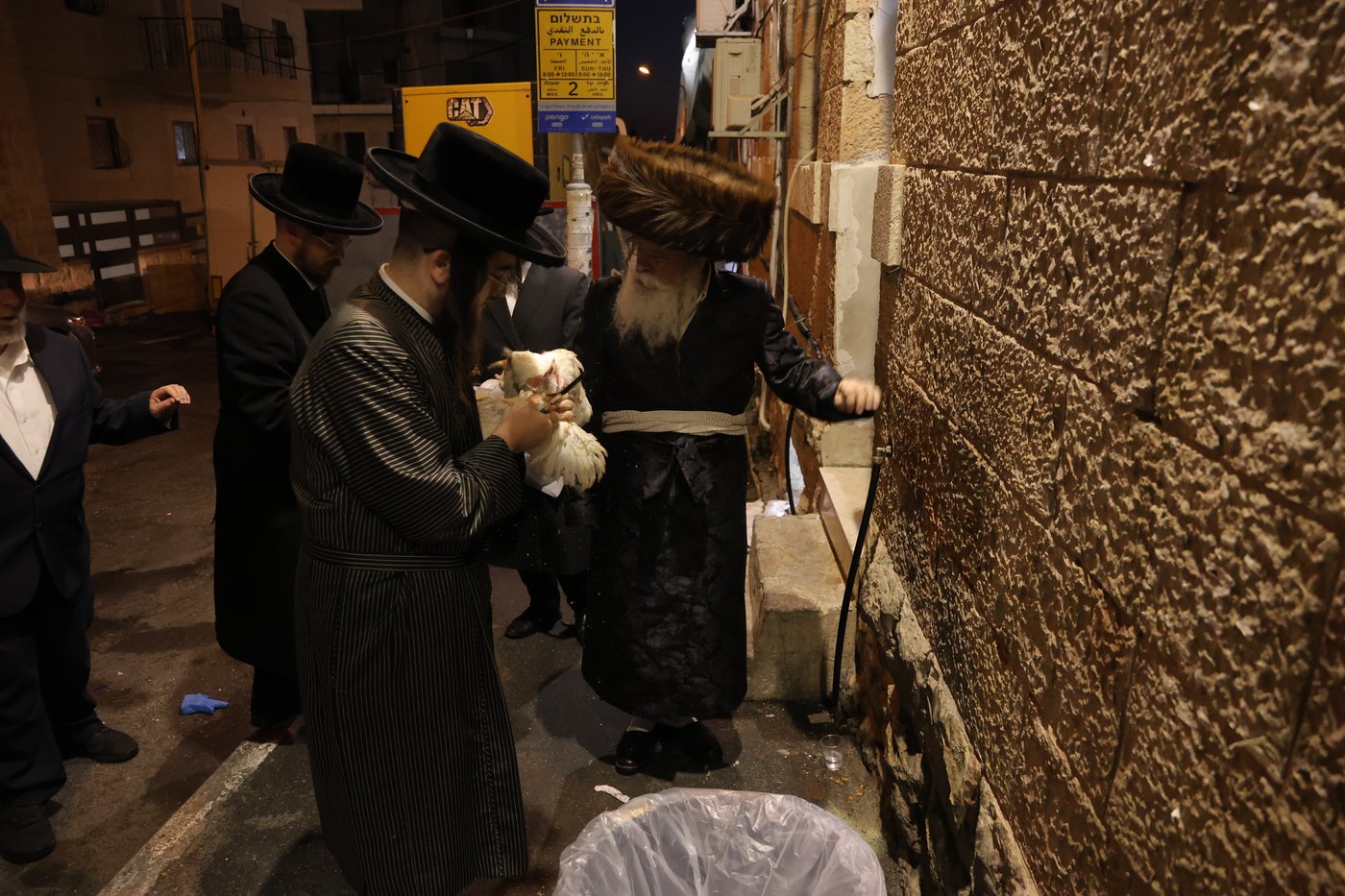 ערב ומוצאי יום הכיפורים בחצר נדבורנה ירושלים • צילום: שימי פ.