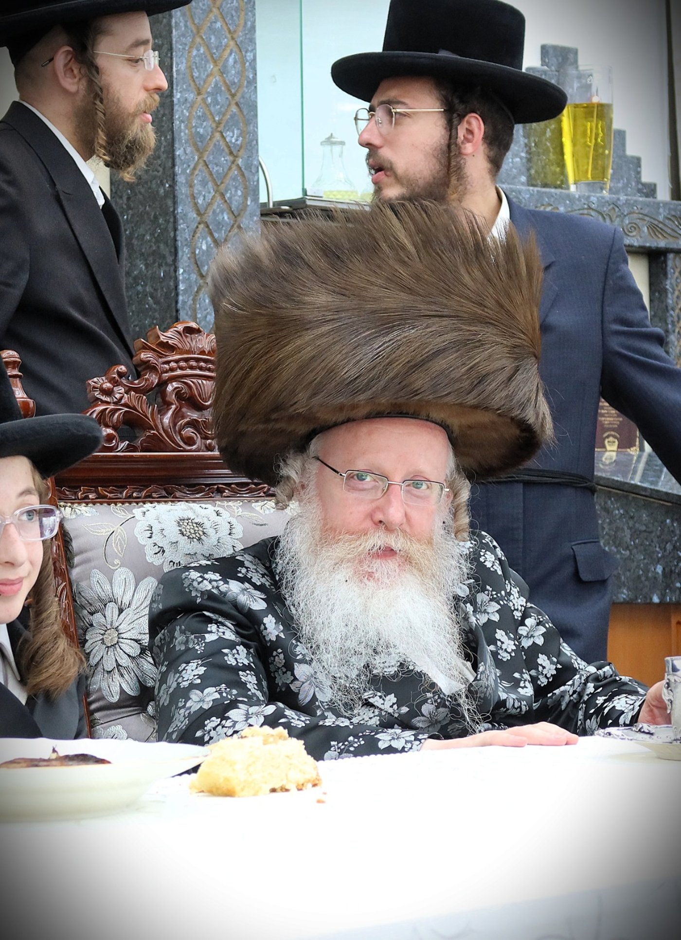 שמחת בר המצווה בטשארנאביל - קרעטשניף קריית גת | צילום: א. שטול, מהנעשה והנשמע