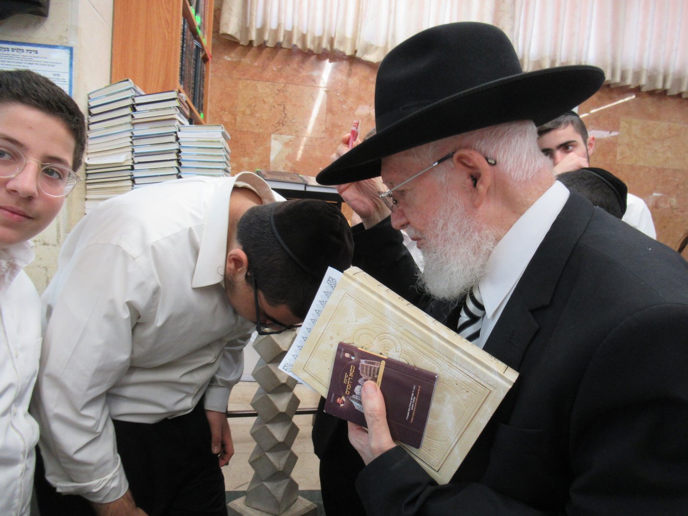 ערב יום הכיפורים בישיבת כסא רחמים | צילום: מושיק ובני כ.