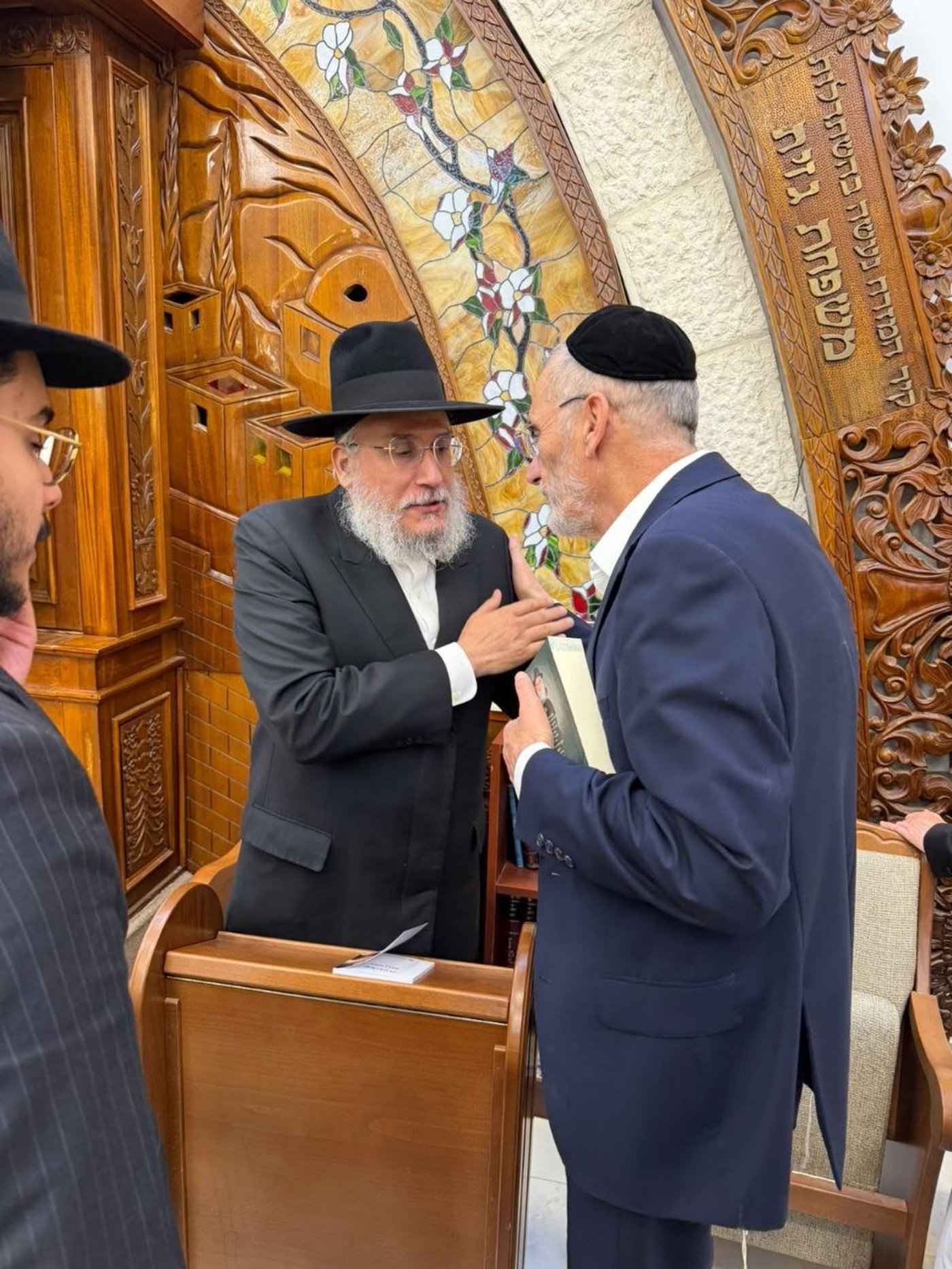 שריפה בירושלים: דירת היועץ החרדי נפגעה | 'זיידל'ע' עם כל הנייעס