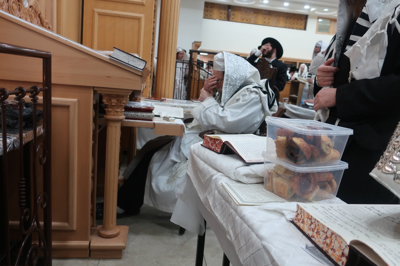 ערב ומוצאי יום כיפור בחצר הקודש ערלוי | צילום: באדיבות המצלם