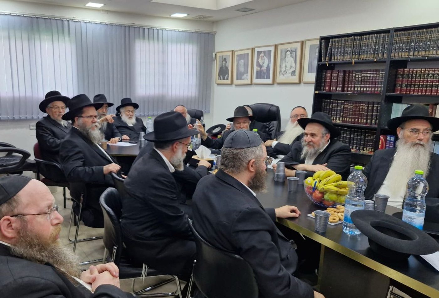 רבני בית הדין הרבני של חסידות חב"ד
