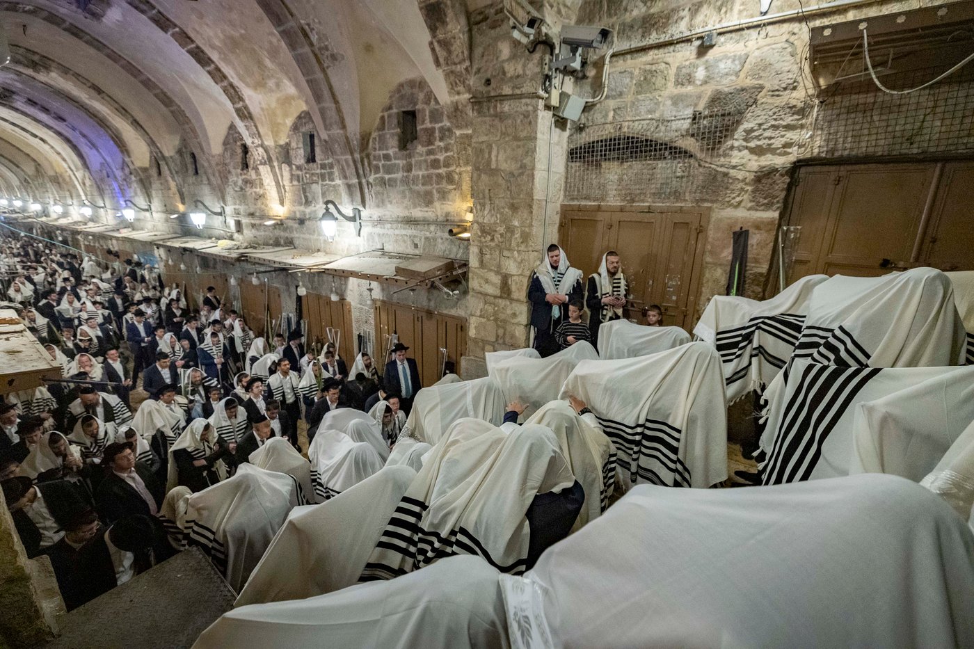 תפילת חול המועד סוכות בעיר העתיקה בירושלים | צילום: חיים גולדברג, פלאש 90