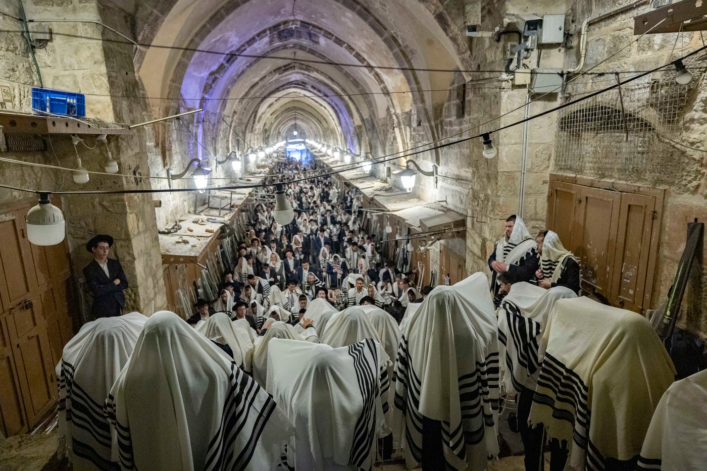תפילת חול המועד סוכות בעיר העתיקה בירושלים | צילום: חיים גולדברג, פלאש 90