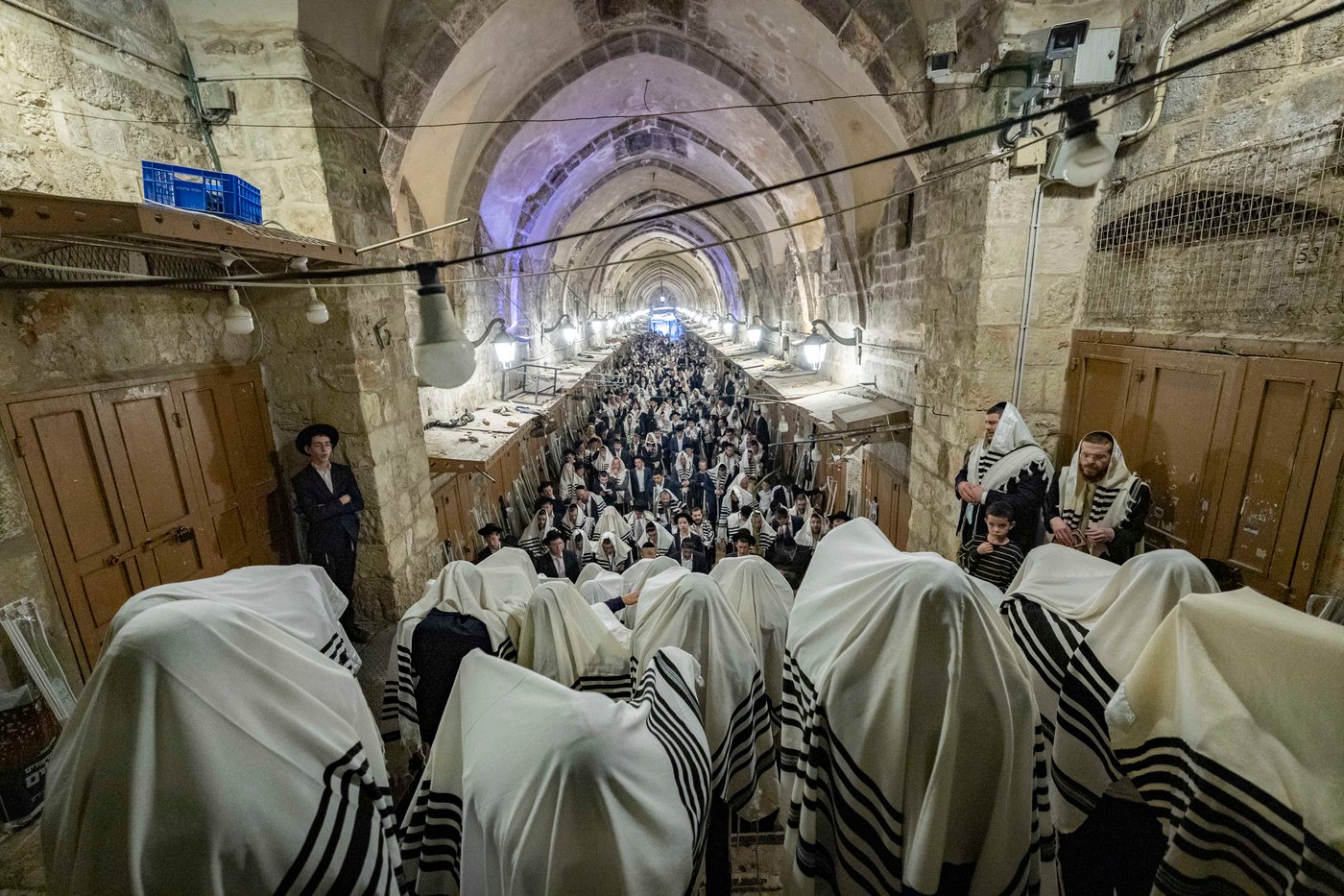 תפילת חול המועד סוכות בעיר העתיקה בירושלים | צילום: חיים גולדברג, פלאש 90