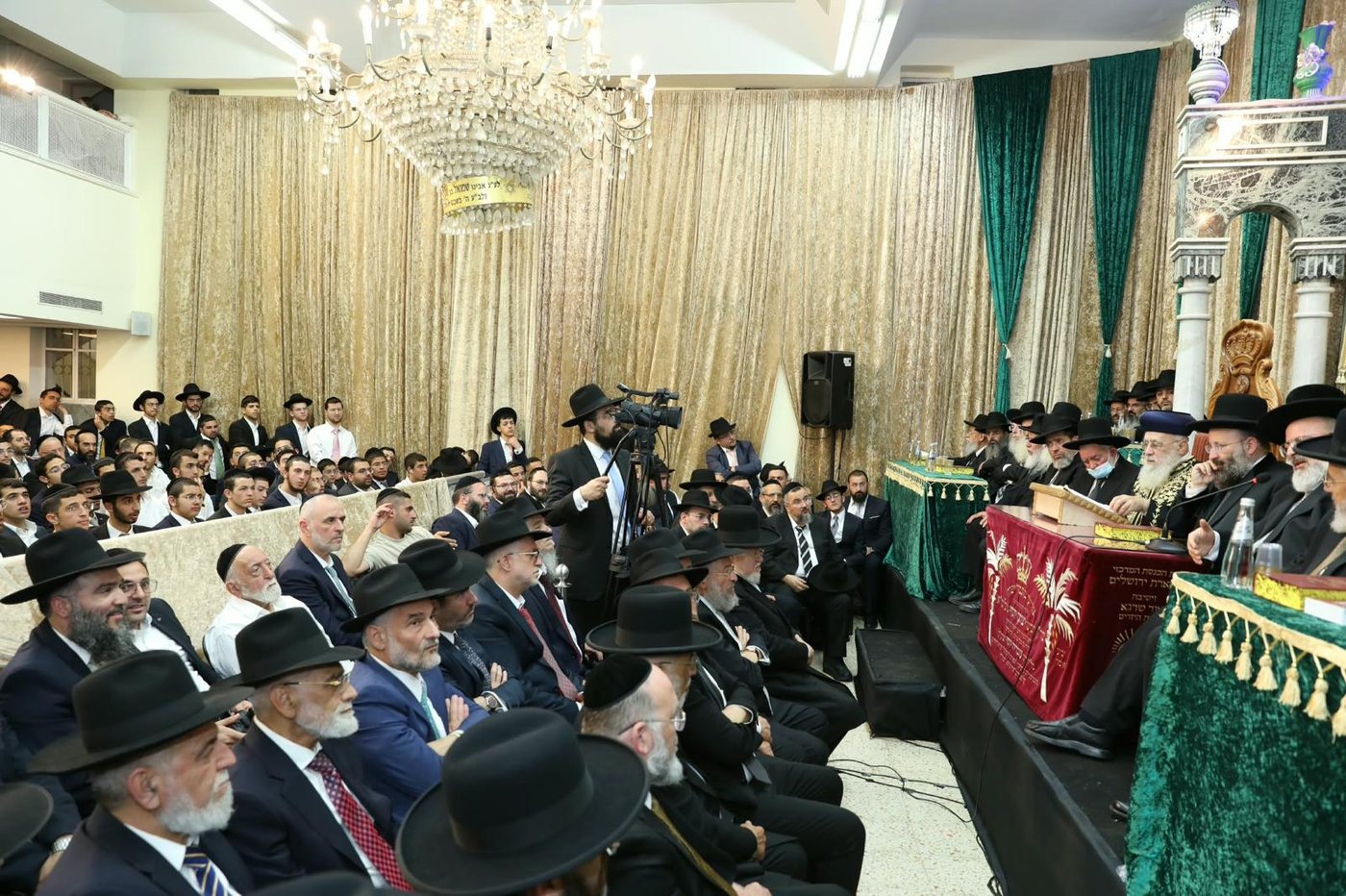 הקבלת פני רבו אצל הראשל"צ הגר"י יוסף