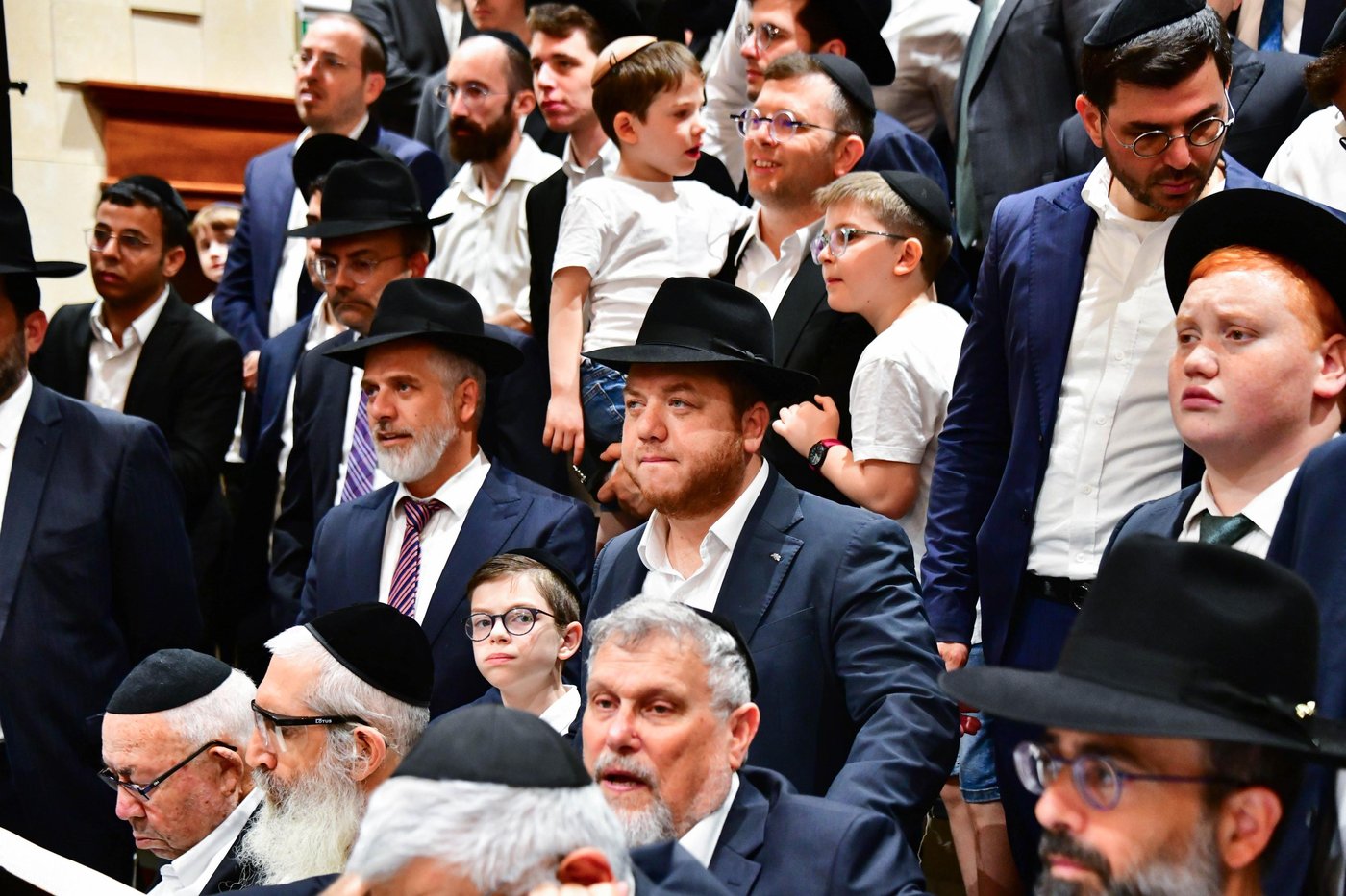 הקבלת פני רבו בישיבת חברון | צילום: שוקי לרר