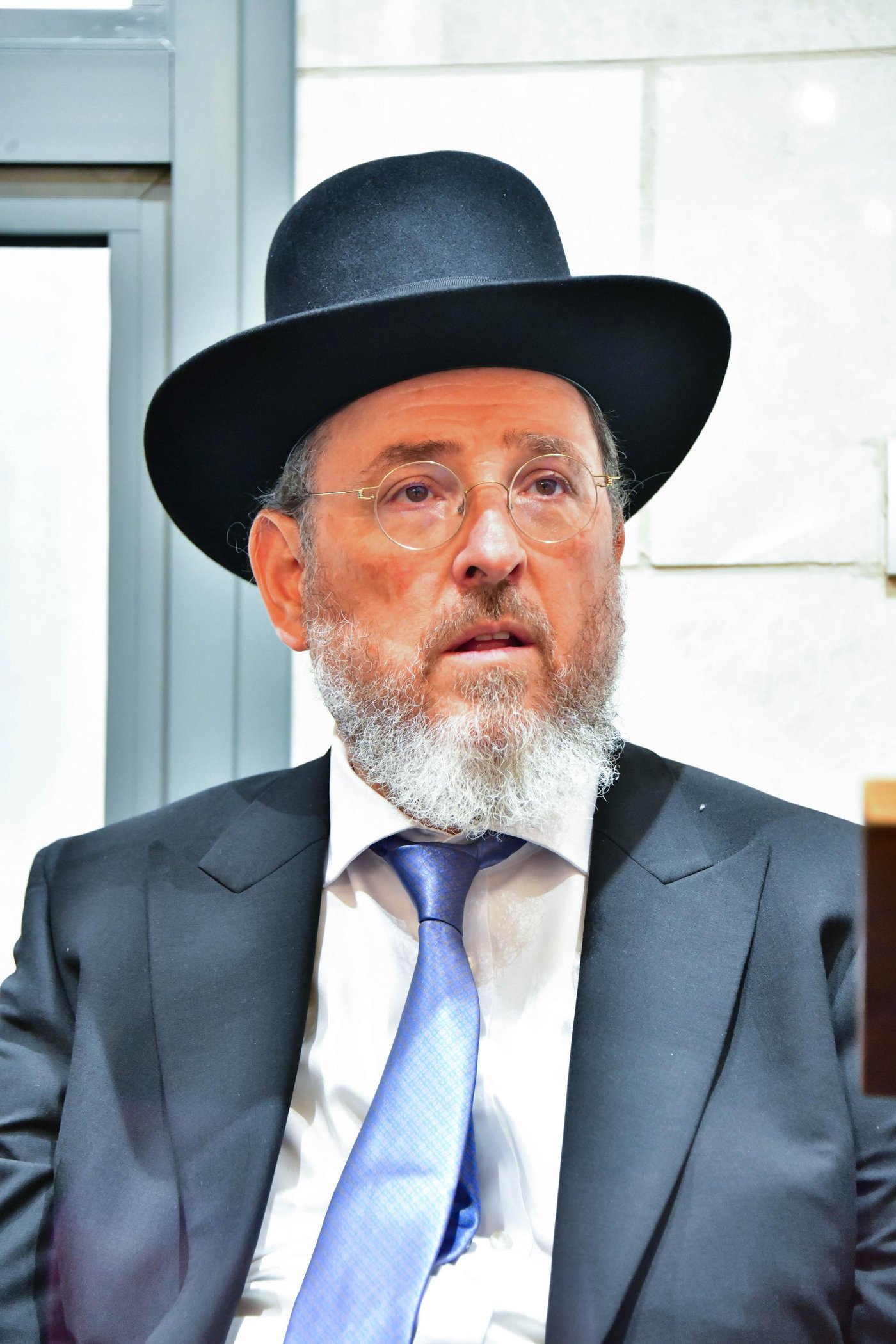 הקבלת פני רבו בישיבת חברון | צילום: שוקי לרר