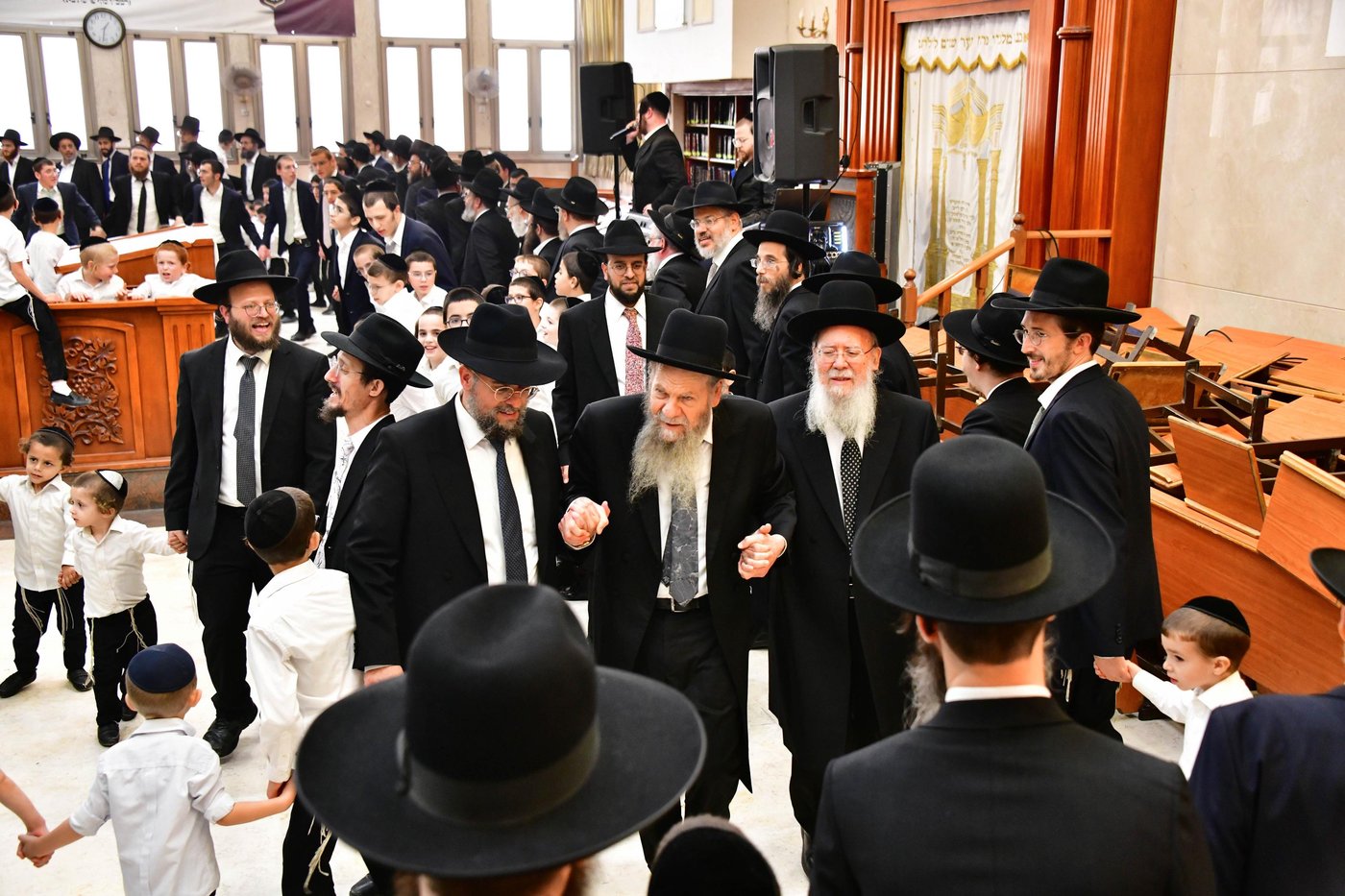 הגרמ"ש אדלשטיין שליט"א בשמחת בית השואבה | צילום: שוקי לרר