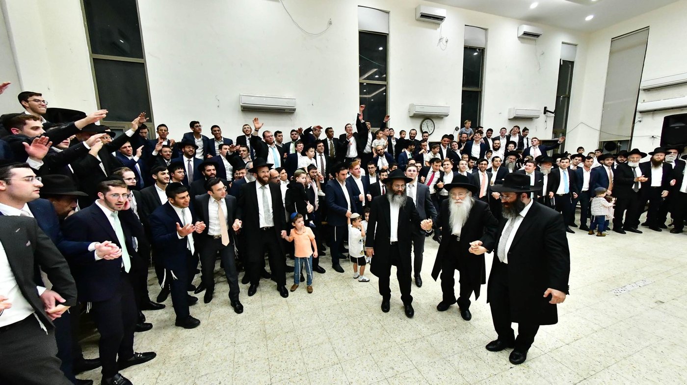 הגאון רבי צבי רוטברג שליט"א בשמחת בית השואבה | צילום: שוקי לרר