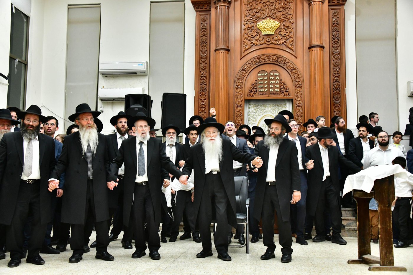 הגאון רבי צבי רוטברג שליט"א בשמחת בית השואבה | צילום: שוקי לרר