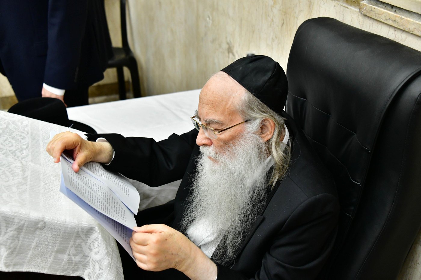 הגאון רבי צבי רוטברג שליט"א בשמחת בית השואבה | צילום: שוקי לרר
