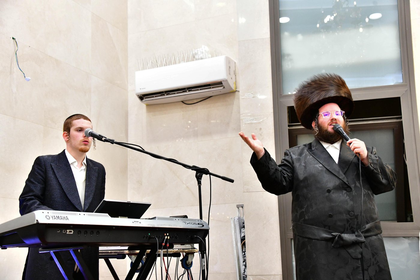 שמחת בית השואבה בחצר ספינקא | צילום: שוקי לרר