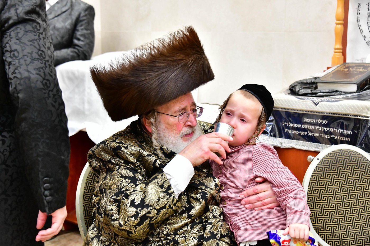 שמחת בית השואבה בחצר ספינקא | צילום: שוקי לרר