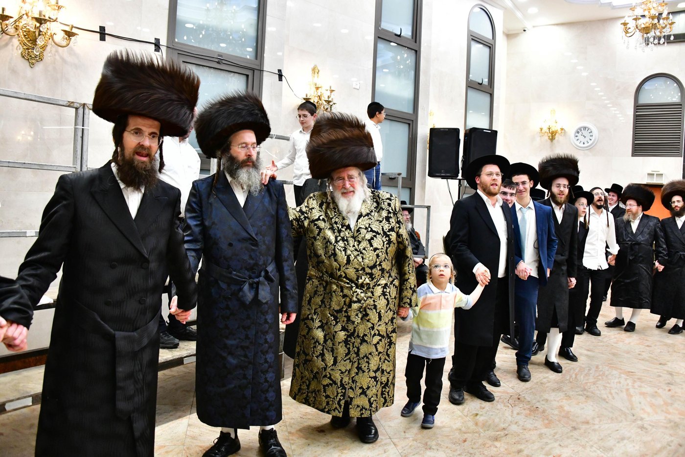 שמחת בית השואבה בחצר ספינקא | צילום: שוקי לרר