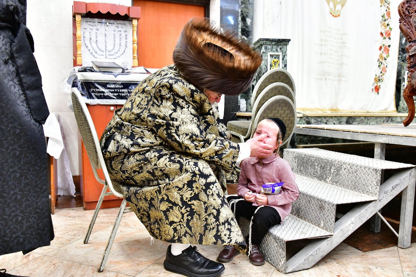 שמחת בית השואבה בחצר ספינקא | צילום: שוקי לרר