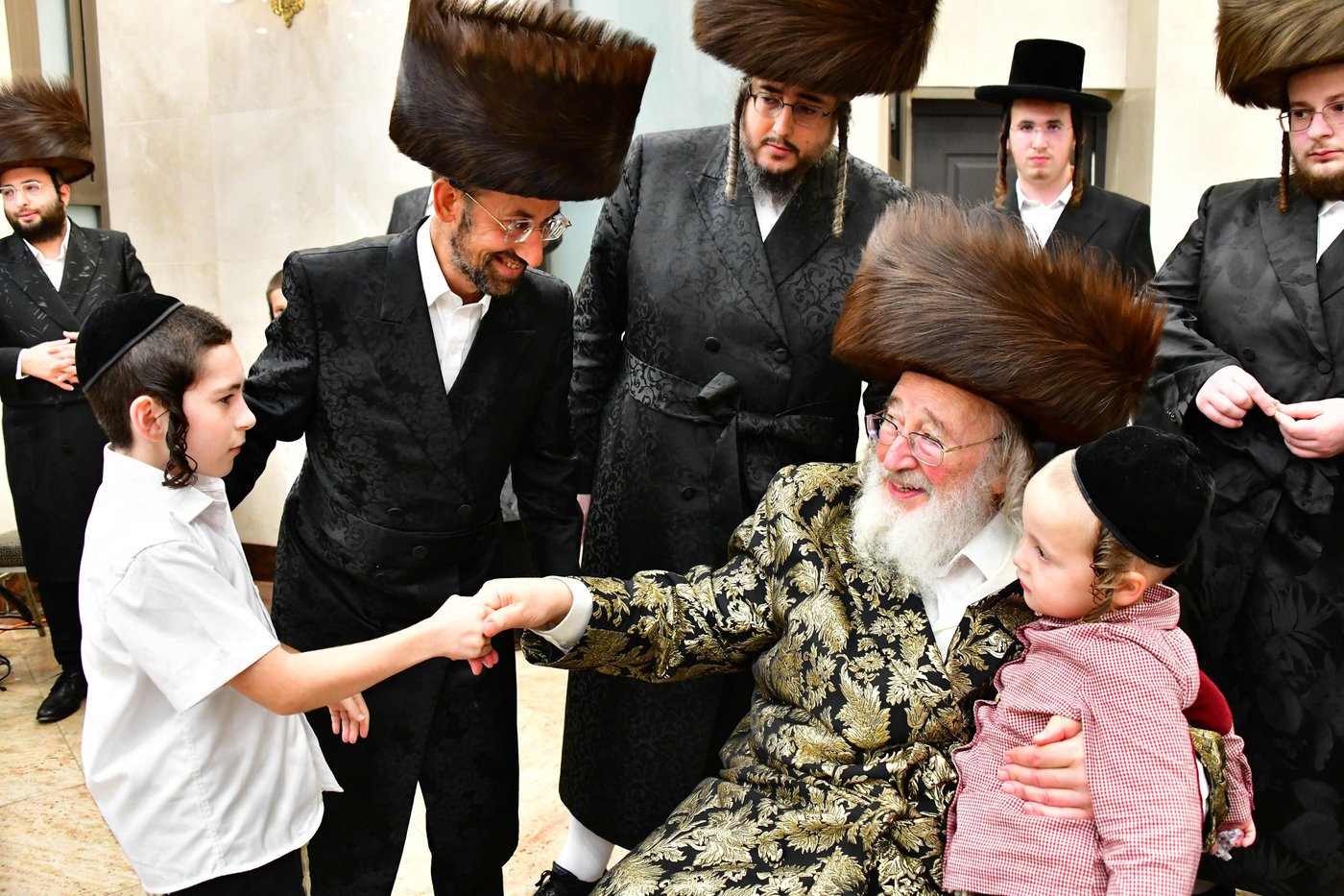 שמחת בית השואבה בחצר ספינקא | צילום: שוקי לרר