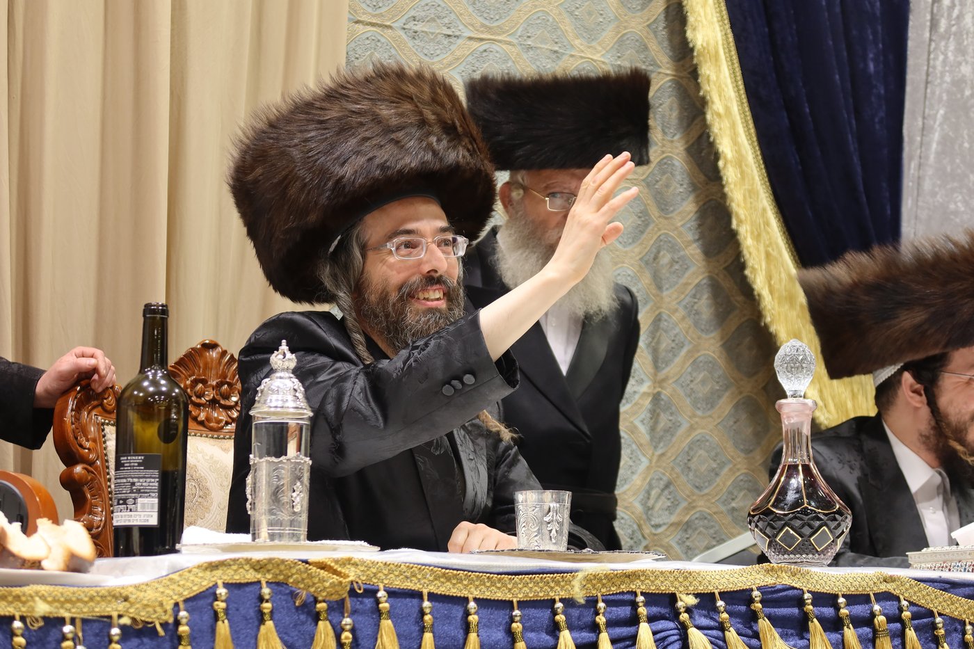 סוכות בחצר זוועהיל | צילום: שימי פ.