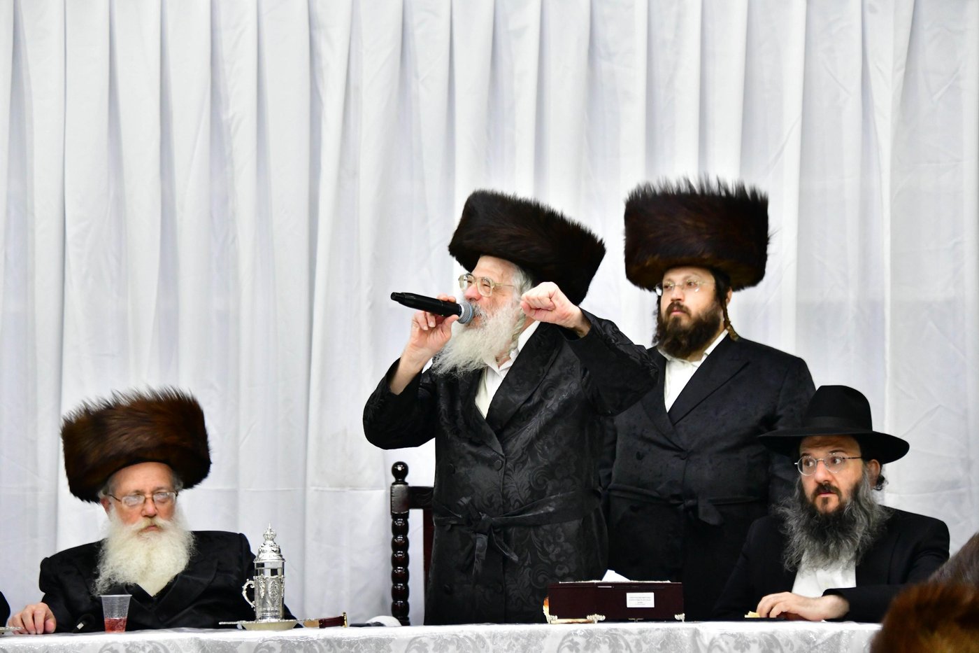 שמחת בית השואבה בחוג חתם סופר | צילום: שוקי לרר