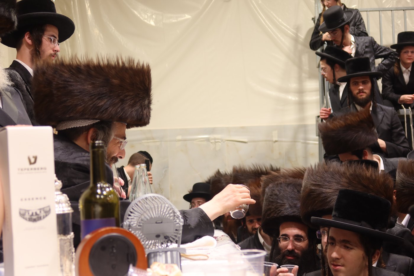 סוכות בחצר זוועהיל | צילום: שימי פ.