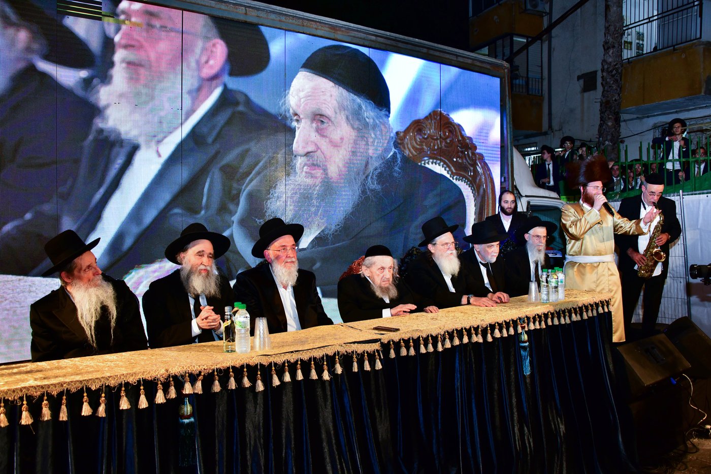 הקבלת פני רבו אצל הגאון רבי דב לנדו שליט"א | צילום: שוקי לרר