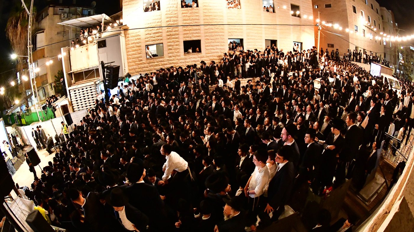 הקבלת פני רבו אצל הגאון רבי דב לנדו שליט"א | צילום: שוקי לרר