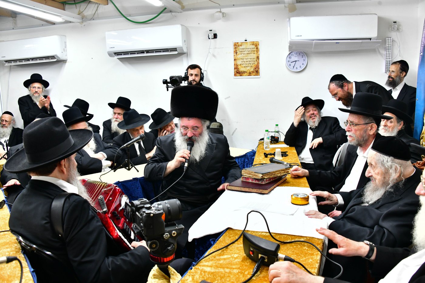 הקבלת פני רבו אצל הגאון רבי דב לנדו שליט"א | צילום: שוקי לרר