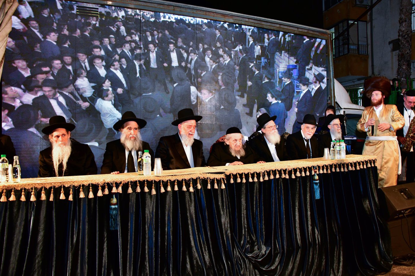 הקבלת פני רבו אצל הגאון רבי דב לנדו שליט"א | צילום: שוקי לרר