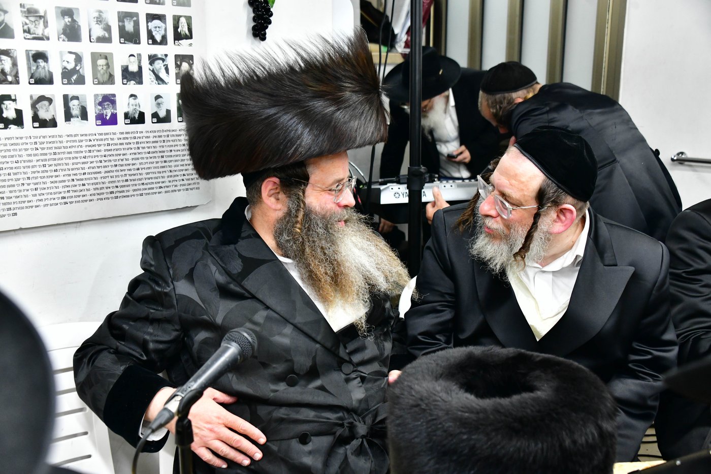 ריתחא דאורייתא בסוכתו של הגאון רבי דב לנדו שליט"א | צילום: שוקי לרר